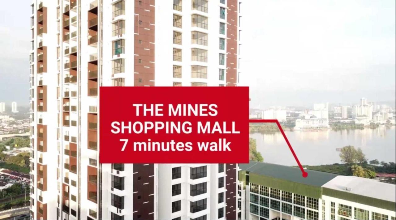 Mines Astetica Lake View Condo Seri Kembangan V1 מראה חיצוני תמונה